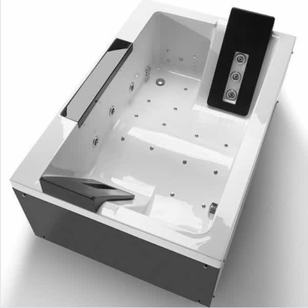 Twospace Jacuzzi with panel